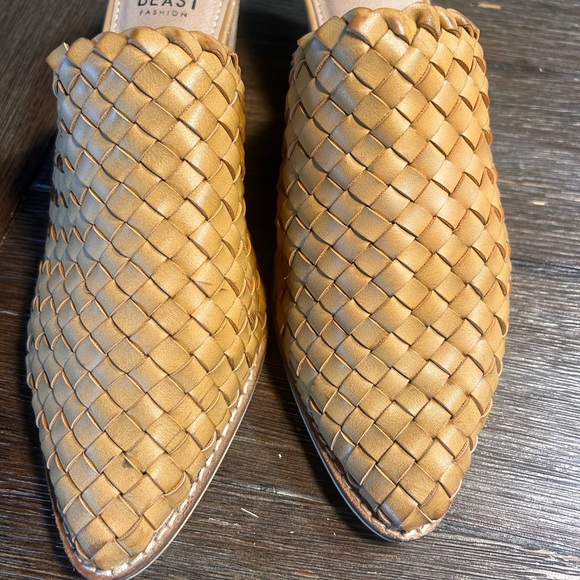 Woven block heel mules size 8 - Picture 5 of 8